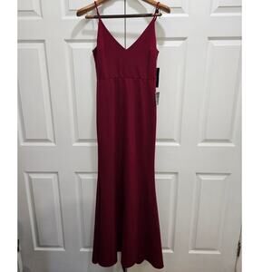 LuLus Size Medium NWT Stretchy Gown with Adjustable Straps